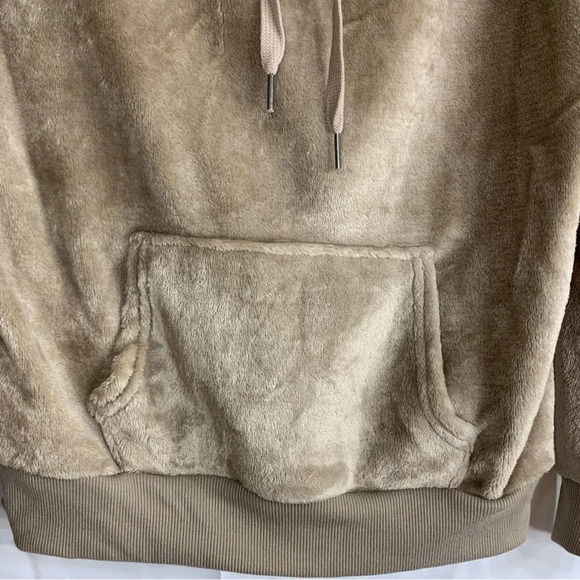 NWoT Hippie Rose Faux Fur Cowl Neck Pullover Sweatshirt, size M - Picture 5 of 9